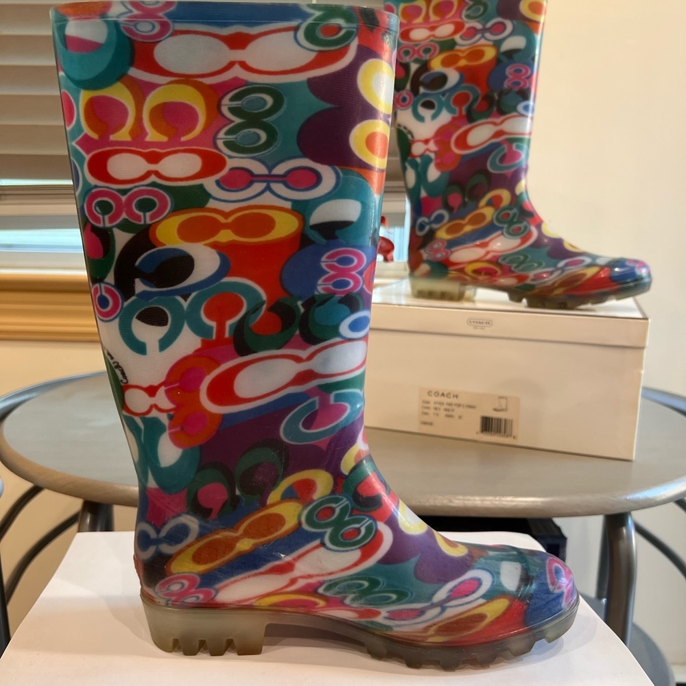 Coach Rain Boots - Picture 3 of 8